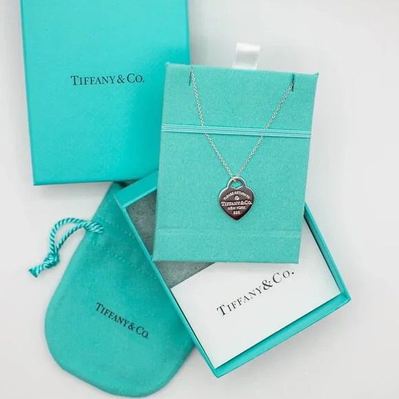 Giveaway Winner: @stevet817 – Tiffany & Co. Necklace Heart Tag Pendant - Picture 3 of 3